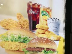 -麦当劳(上海虹桥站30B检票口楼上)