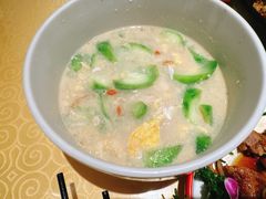 姜蛋鸡汤广东丝瓜-小粤楼(万辉广场店)