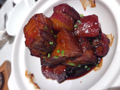 石锅红烧肉-上海和平饭店龙凤厅 Dragon Phoenix