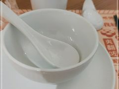 -顺风汤馆·广府粤菜(江宸天街店)