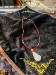 -灵彩珠宝(朗香街店)