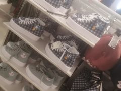 -H&M(天一广场店)