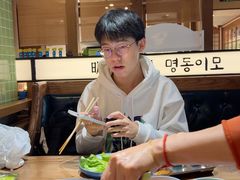 -明洞阿姨·韩式酱蟹烤肉·创意料理(三元桥店)