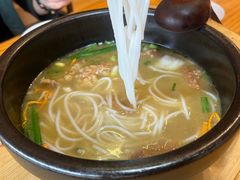 -勺子米线·云南传统小吃市集(四方街店)