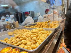 -鲍师傅糕点(青年汇店)