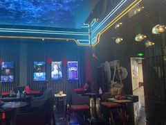 -屋有岛沉浸游戏旗舰店(中山公园店)
