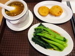 油淋小菜心-壹煲·煲仔饭·荷叶蒸饭·汤粉面