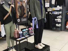 -迪卡侬(高新万达店)