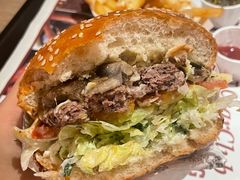 -The Habit Burger Grill 哈比特汉堡(复兴soho店)