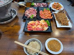-韩风烤牛肉冷面店