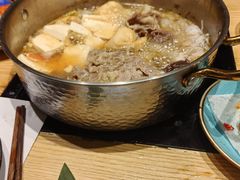 -枝魯枝魯自助料理
