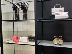 -CHANEL(恒隆广场店)