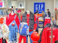-首创奥特莱斯(西安店)