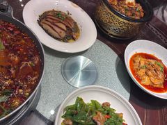 -万重锦·人文川菜馆(骡马市店)