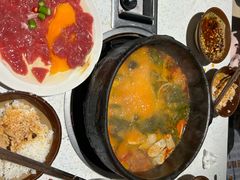 -贵府酸汤牛肉火锅·贵州老字号(飞山街店)