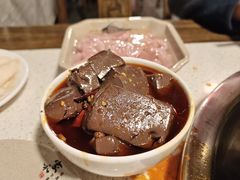 -九尺赵老四鲜鹅肠火锅