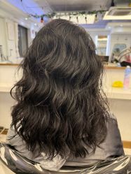 -镁连社·美联社