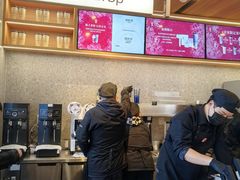-霸王茶姬(云杉奥莱店)