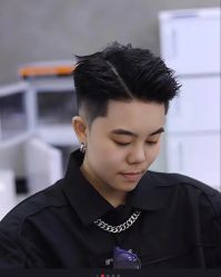 -海文先生国潮烫染男士理发馆
