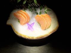 -万岛日本料理铁板烧(大宁店)