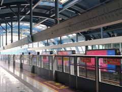 -国际港务区(地铁站)