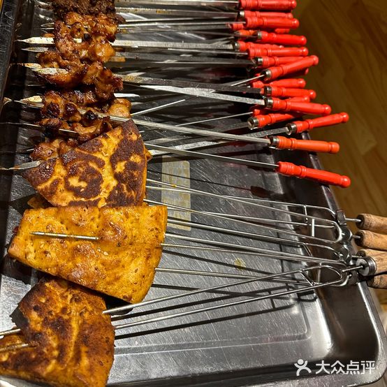 龙鼓巷水湖烤肉(鑫威时代广场店)