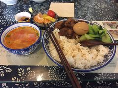 -蜗牛小馆醉乡民谣云南菜(惠新西里店)