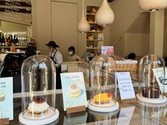 -VERIE BAKEHOUSE