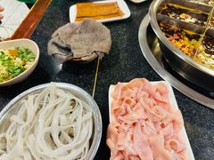 苕粉-邓莽子老火锅(中兴路总店)