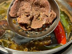 鲜牛肉-围炉夜话·潮汕卤水火锅(榕江店)