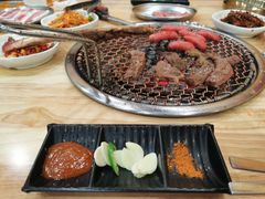 -牛信亭韩国料理·炭火烤肉(紫藤路店)