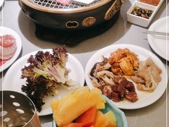 -山焱·炭火自助烤肉(周浦万达店)
