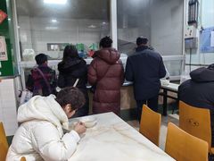 -绿杨馄饨临顿路店