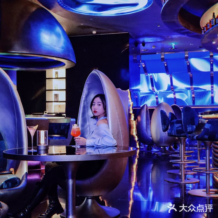 成都探店🍻|IFS这家居酒屋酷到我了‼️