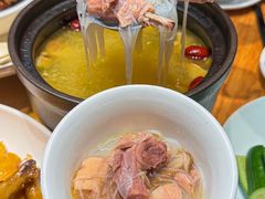 -饭橘汉江码头·乡野土菜馆(静安路店)