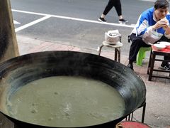 -云南大锅豆浆店