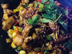 -西街夜油条·麻团包乌饭