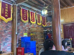 等位区-阿婆情腊排骨火锅(饮玉巷店)