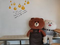 -顶东面包花园·生日蛋糕(世博店)