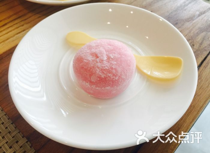 草莓冰激凌摩奇