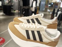 -adidas(滔搏新城吾悦广场店)