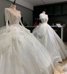 -予白婚纱礼服馆
