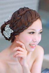点击看大图 超喜欢这发型-FIONA MAKE UP恋妆造型