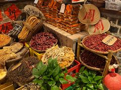 -周小明火锅(黑金冠社区店)