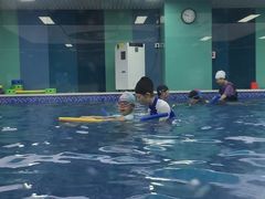 -Swim斯卫姆国际儿童游泳中心(红博中央公园店)