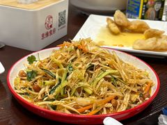 东北家常凉菜-东北风味思缘食府(对湖路店)