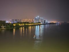 -南京眼步行桥