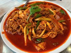马老六羊羔肉-马老六清真餐饮(西站店)