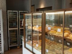 面包甜点陈列柜-奈雪的茶(大梅沙8号仓店)