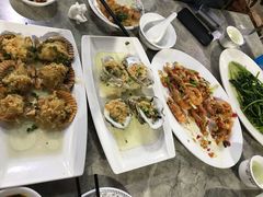 -四川小胡子海鲜(丁村万人海鲜广场店)